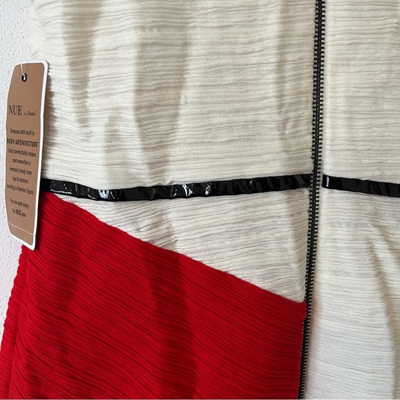 Nue By Shani Color Block Short Sleeve Crepe Heavy Dress - Picture 7 of 8